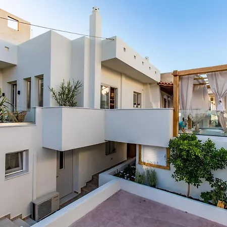 Downtown Villa Naxos City