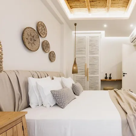 Villa Downtown Naxos City